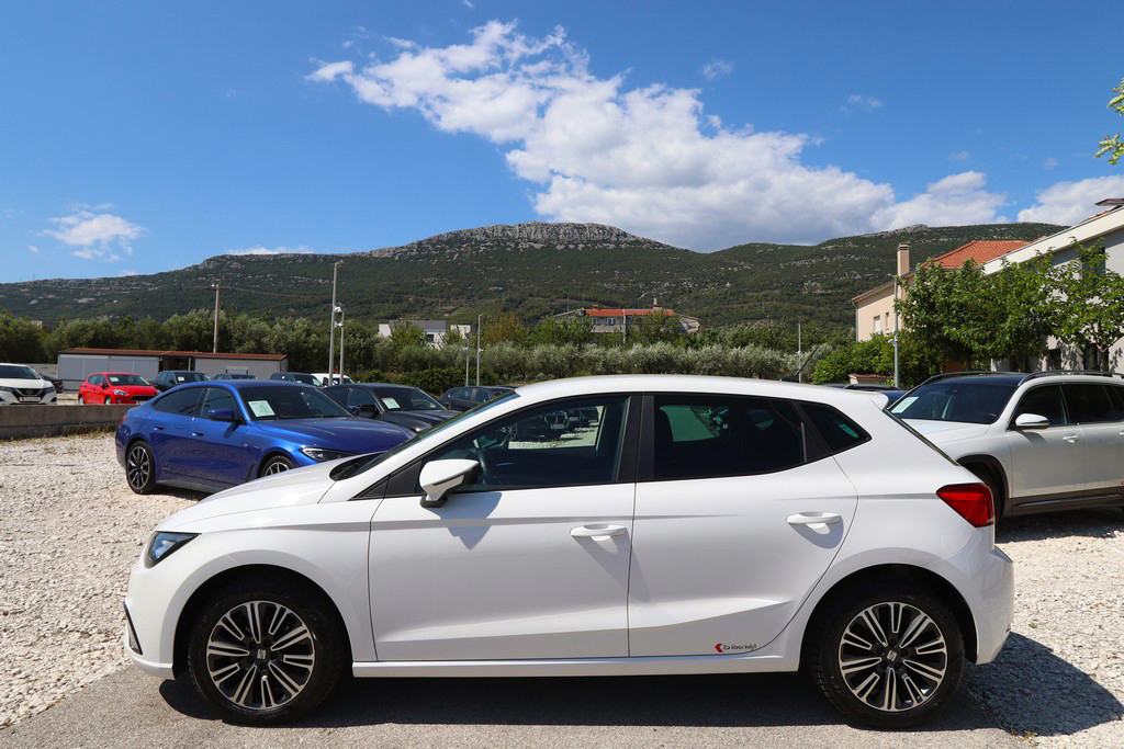 Seat Ibiza 1.0 TSI Style VIRTUAL COCKPIT -Full LED- -FACELIFT-, fotografija 3