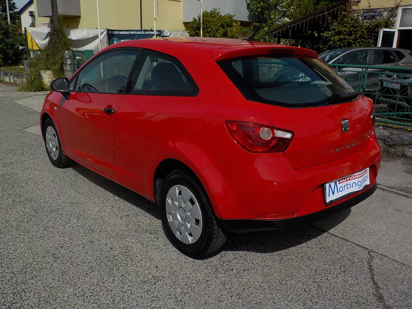 Seat Ibiza 1,2 12v⭐️HR AUTO⭐️KLIMA⭐️REG.5/2027⭐️DOBRO STANJE⭐️, fotografija 4