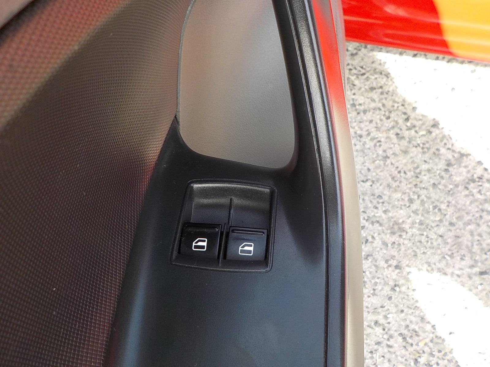 Seat Ibiza 1,2 12v⭐️HR AUTO⭐️KLIMA⭐️REG.5/2027⭐️DOBRO STANJE⭐️, fotografija 19