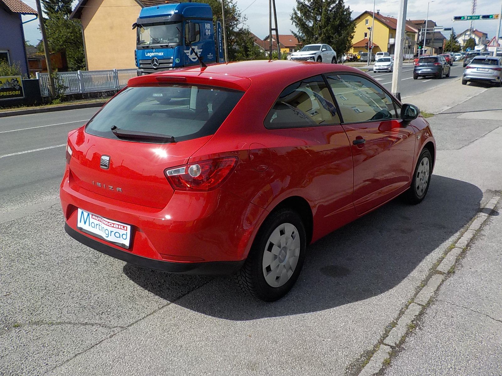 Seat Ibiza 1,2 12v⭐️HR AUTO⭐️KLIMA⭐️REG.5/2027⭐️DOBRO STANJE⭐️, fotografija 5