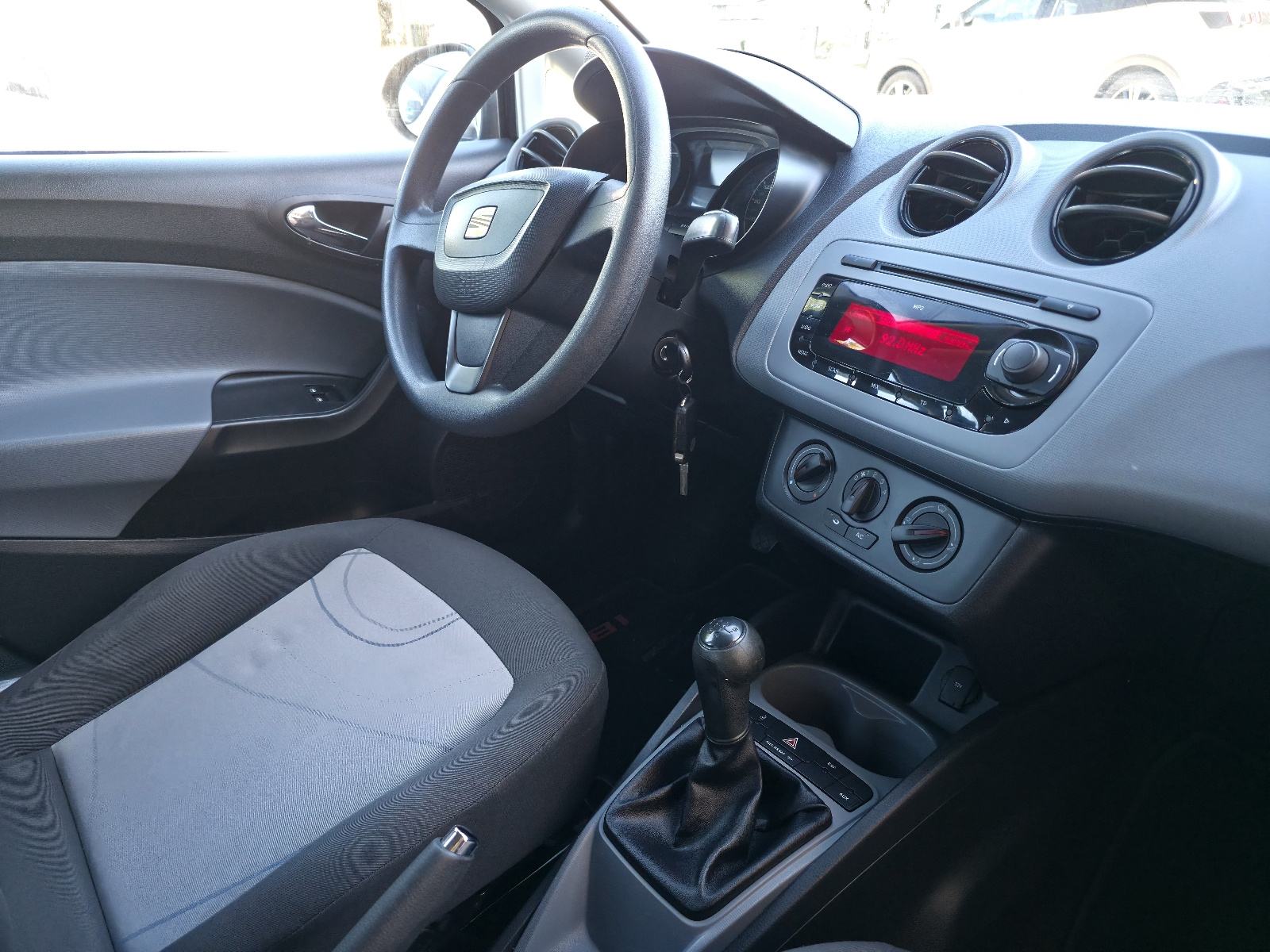 Seat Ibiza 1,2 benzin 2012 godina 129 tkm, #veliki servis#, fotografija 19