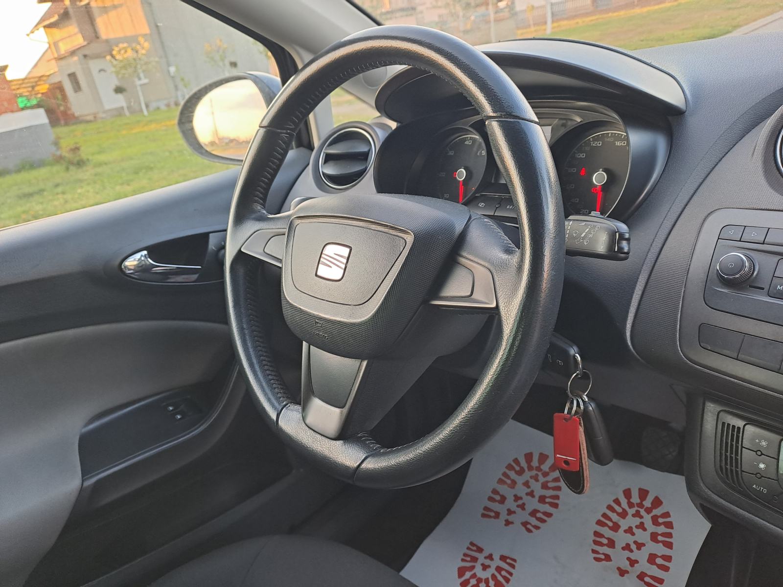 Seat Ibiza 1,2 TDI-2014god.mod.-NAVIGACIJA-,alu,climatonic,KARTICE, fotografija 11