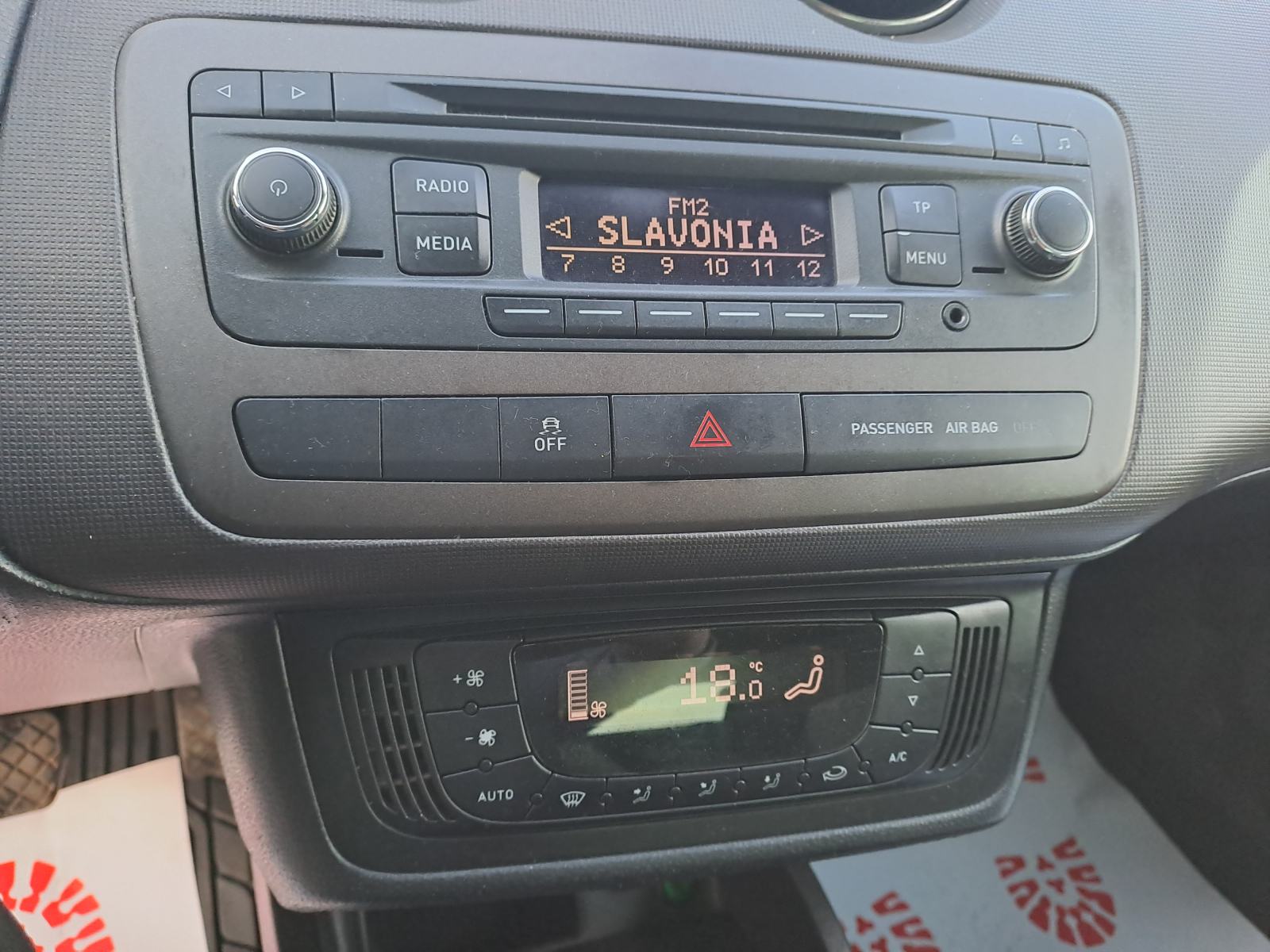 Seat Ibiza 1,2 TDI-2014god.mod.-NAVIGACIJA-,alu,climatonic,KARTICE, fotografija 16