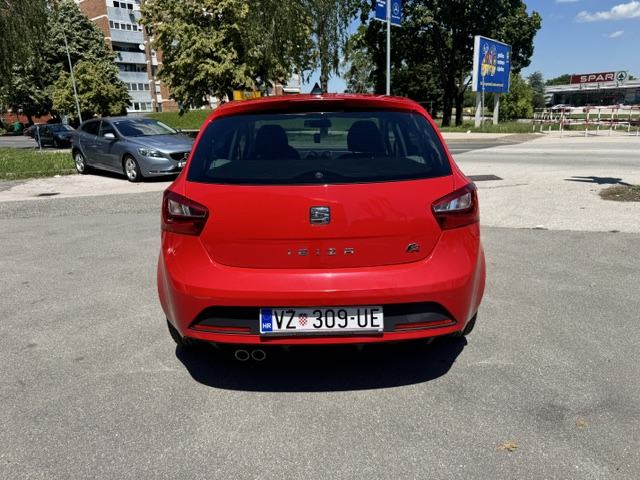 Seat Ibiza 1,2 TSI FR DANA 30.06.2026 CIJENA SMANJENA ZA 1000 EUR !!!!, fotografija 5