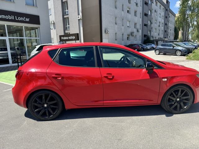 Seat Ibiza 1,2 TSI FR DANA 30.06.2026 CIJENA SMANJENA ZA 1000 EUR !!!!, fotografija 6
