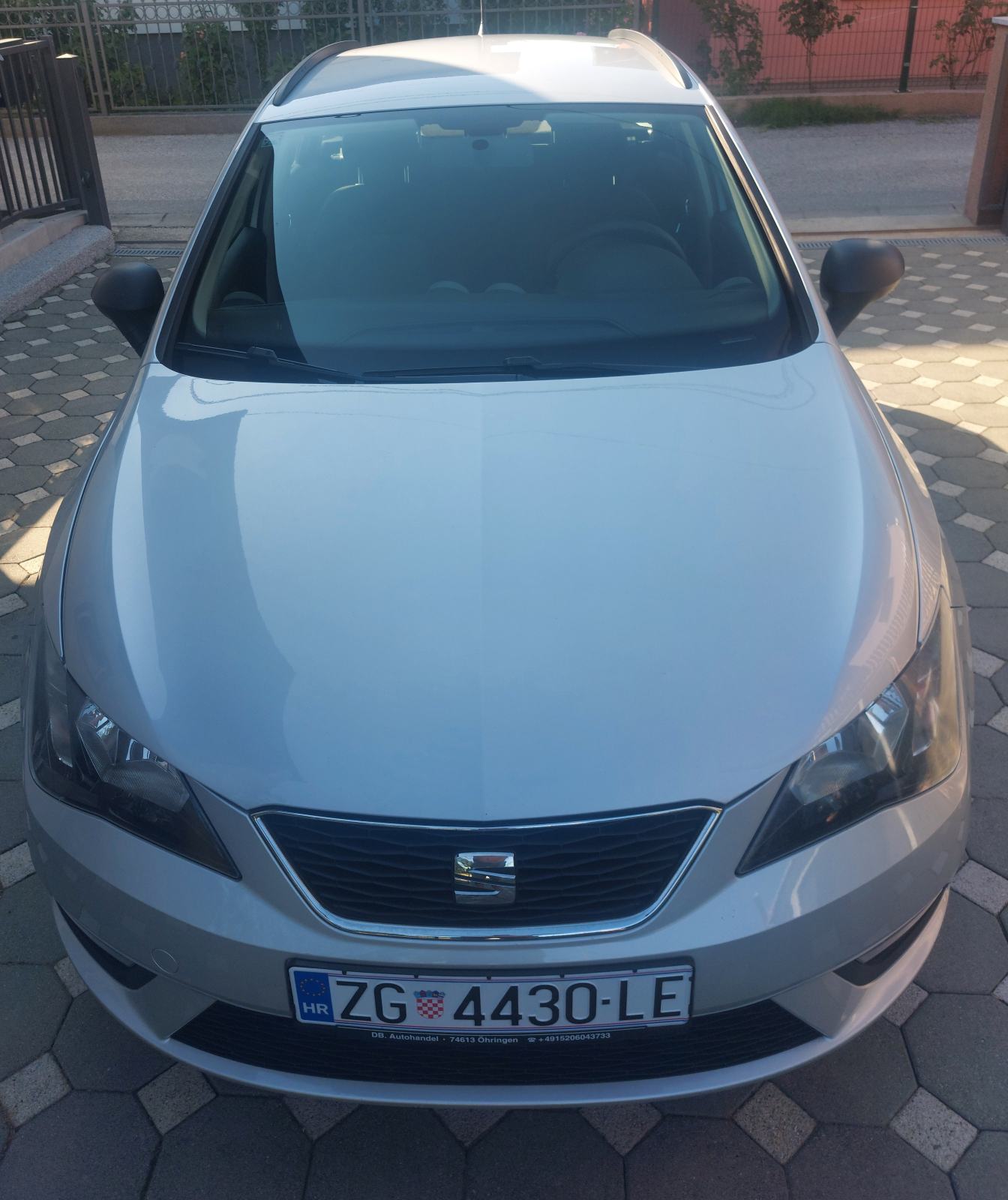 Seat Ibiza 1,2 TSI u odličnom stanju, fotografija 13