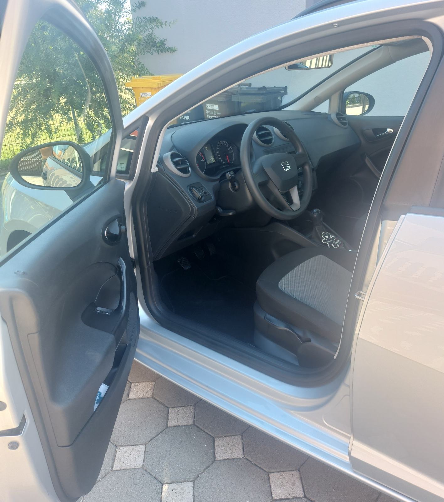 Seat Ibiza 1,2 TSI u odličnom stanju, fotografija 6