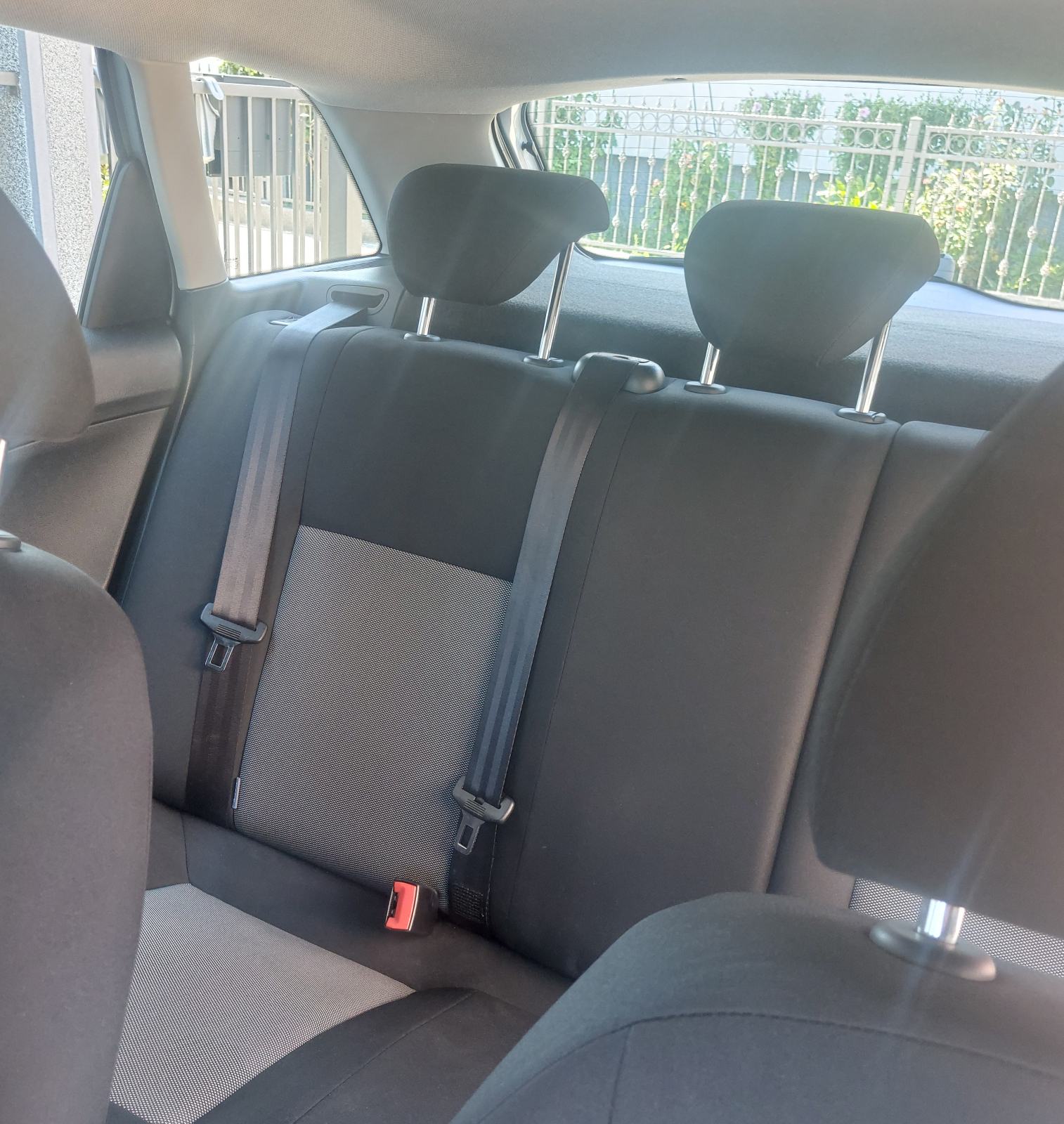 Seat Ibiza 1,2 TSI u odličnom stanju, fotografija 9