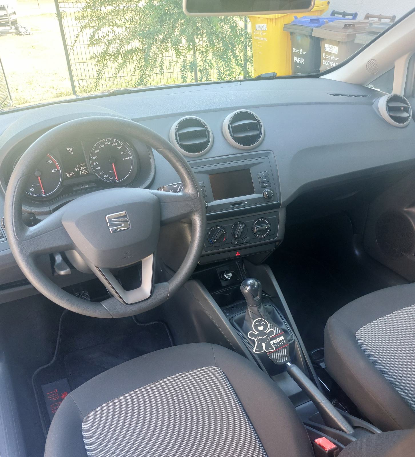 Seat Ibiza 1,2 TSI u odličnom stanju, fotografija 8