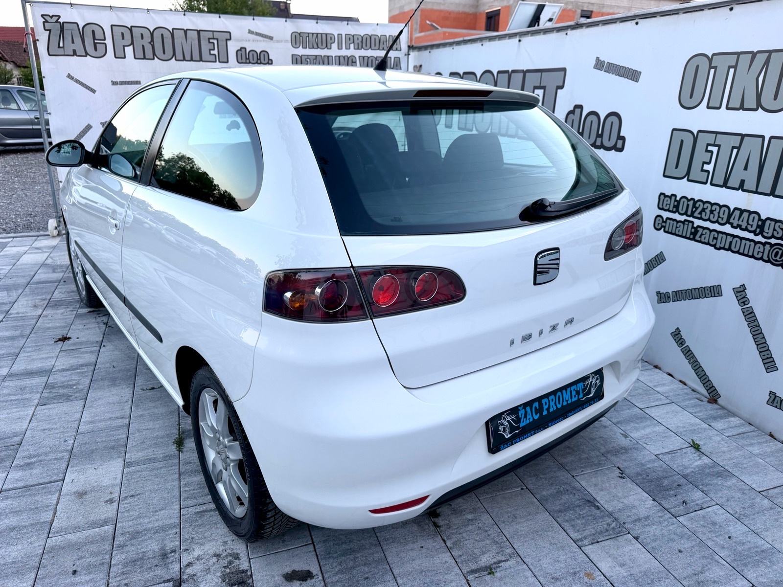 Seat Ibiza 1,4 16V = 198 TKM= KO NOV ** KRED- KART ** HR- AUTO, fotografija 8