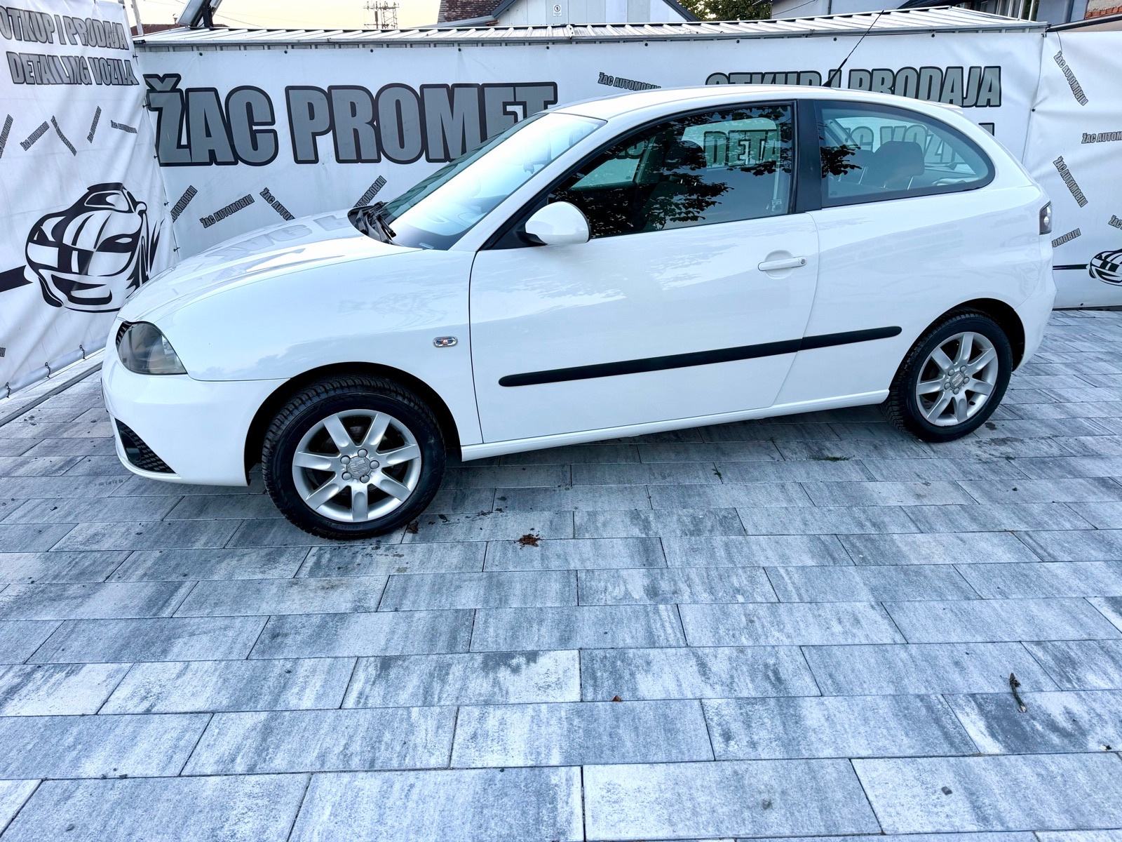 Seat Ibiza 1,4 16V = 198 TKM= KO NOV ** KRED- KART ** HR- AUTO, fotografija 10