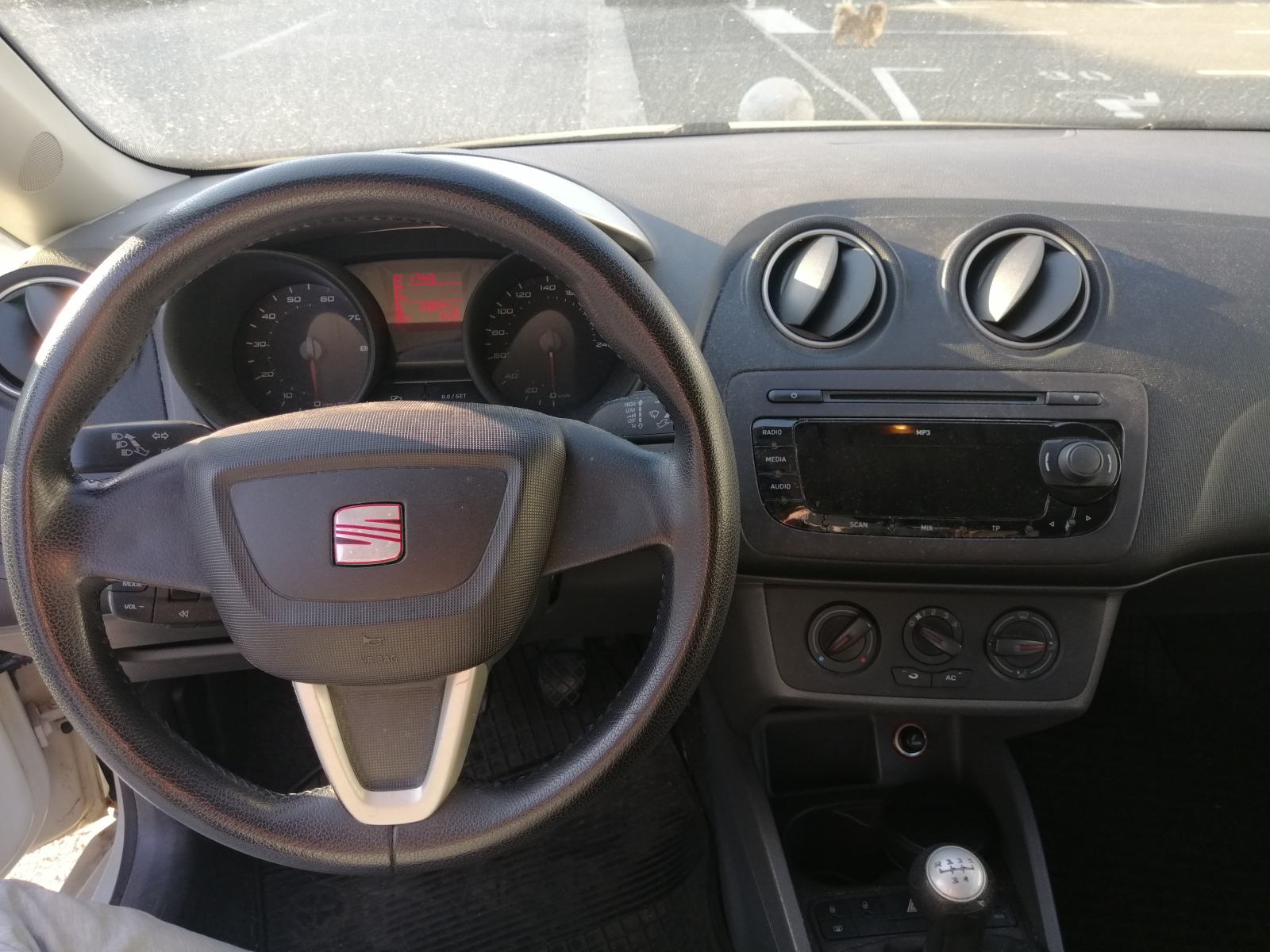 Seat Ibiza 2010 1.4 PLIN – MALI TROŠKOVI, REG. DO 06/2027., ODLIČNA, fotografija 6