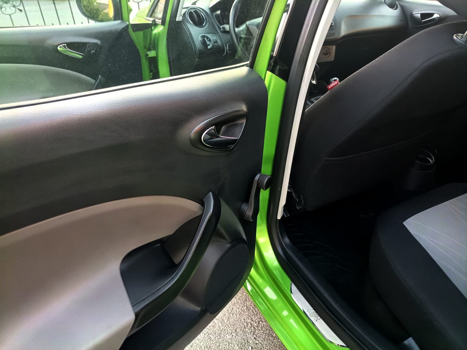Seat Ibiza 1,4 16V FR, fotografija 18