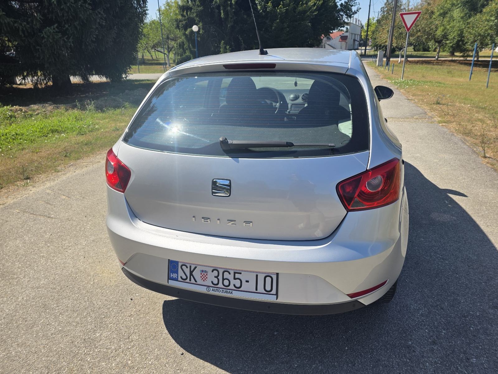 Seat Ibiza 1,4 TDI,navi,klima,pdc, fotografija 4