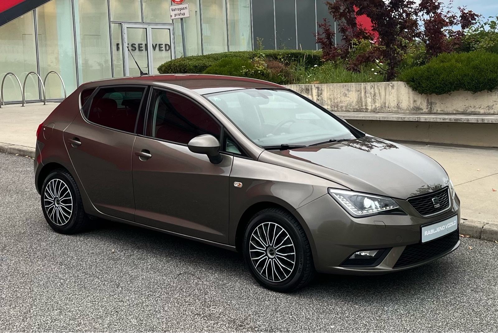 Seat Ibiza 1,4 TDI NAVI/PDC/CARPLAY/, fotografija 3