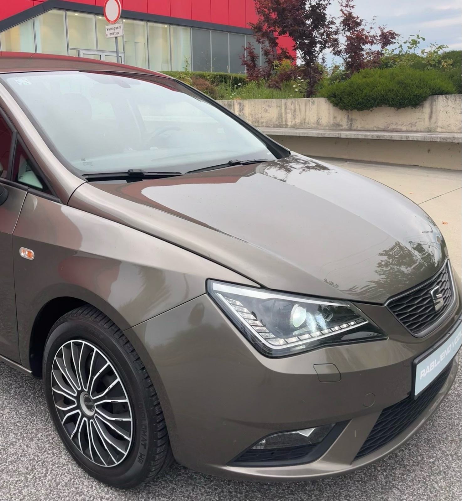 Seat Ibiza 1,4 TDI NAVI/PDC/CARPLAY/, fotografija 11