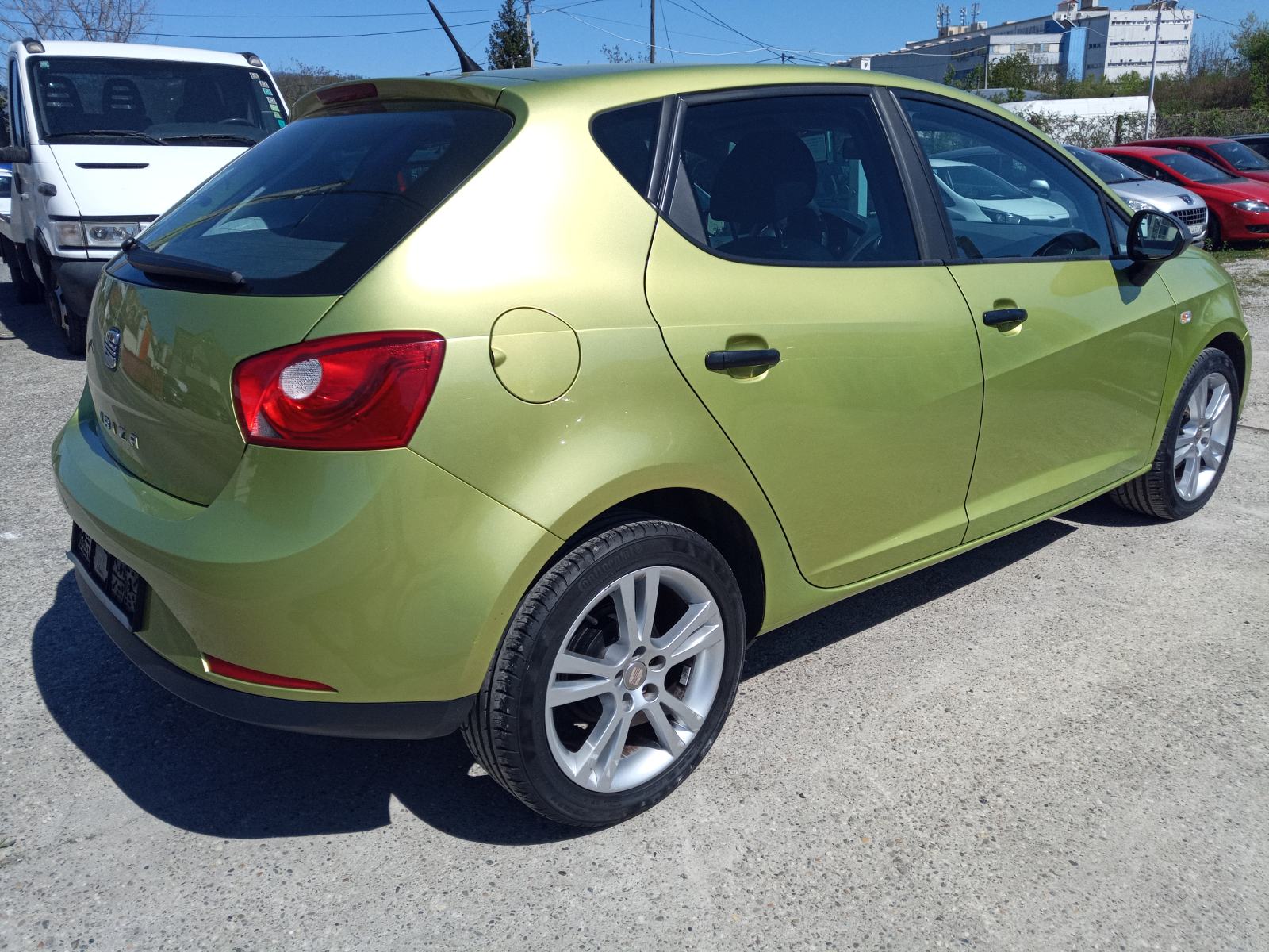 Seat Ibiza 1,4 TDI klima, 5 vrata, ALU, samo 96.000km. 59kw., fotografija 4