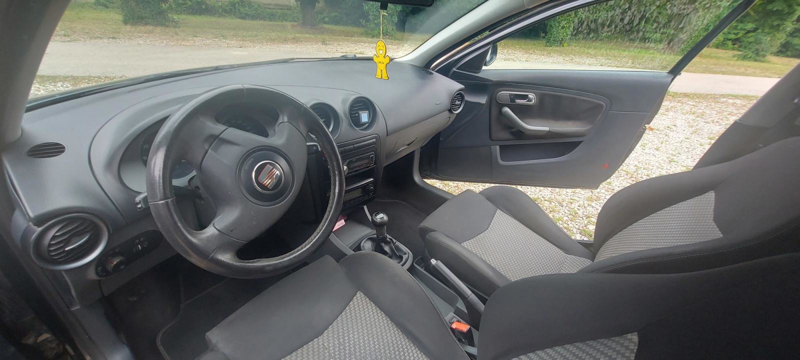 Seat Ibiza 1,4 - registrirano do 07/2027, fotografija 8