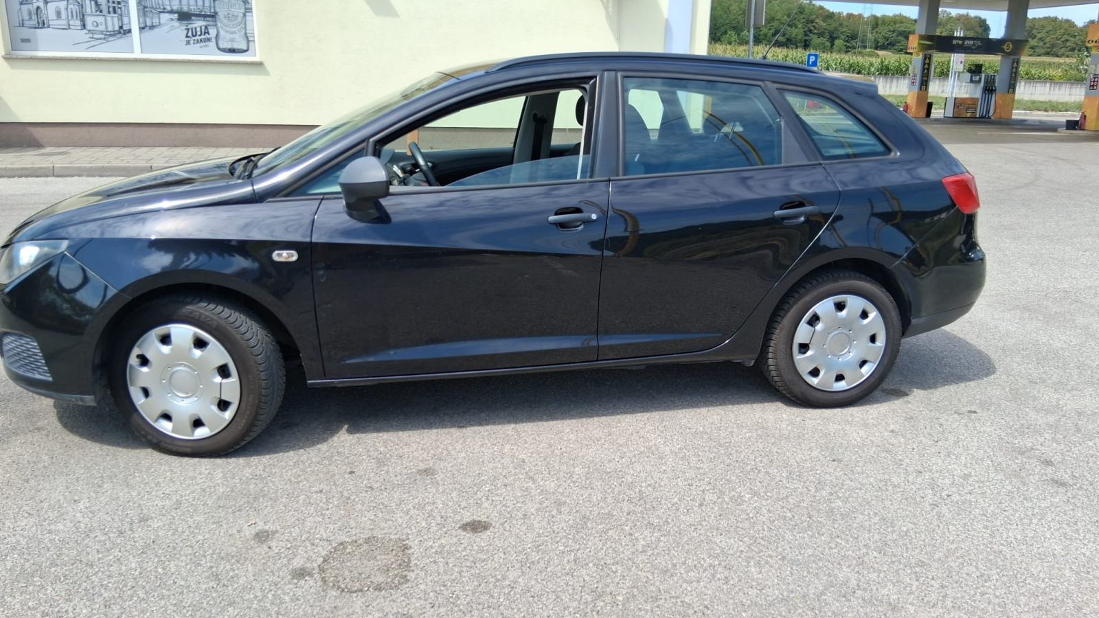 Seat Ibiza 1,6 TDI--reg 1god-org.km..servisna knjiga.hitno. 2650eur, fotografija 5