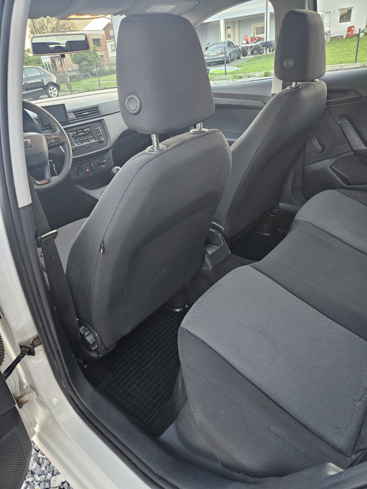 Seat Ibiza 1,6 TDI, fotografija 13