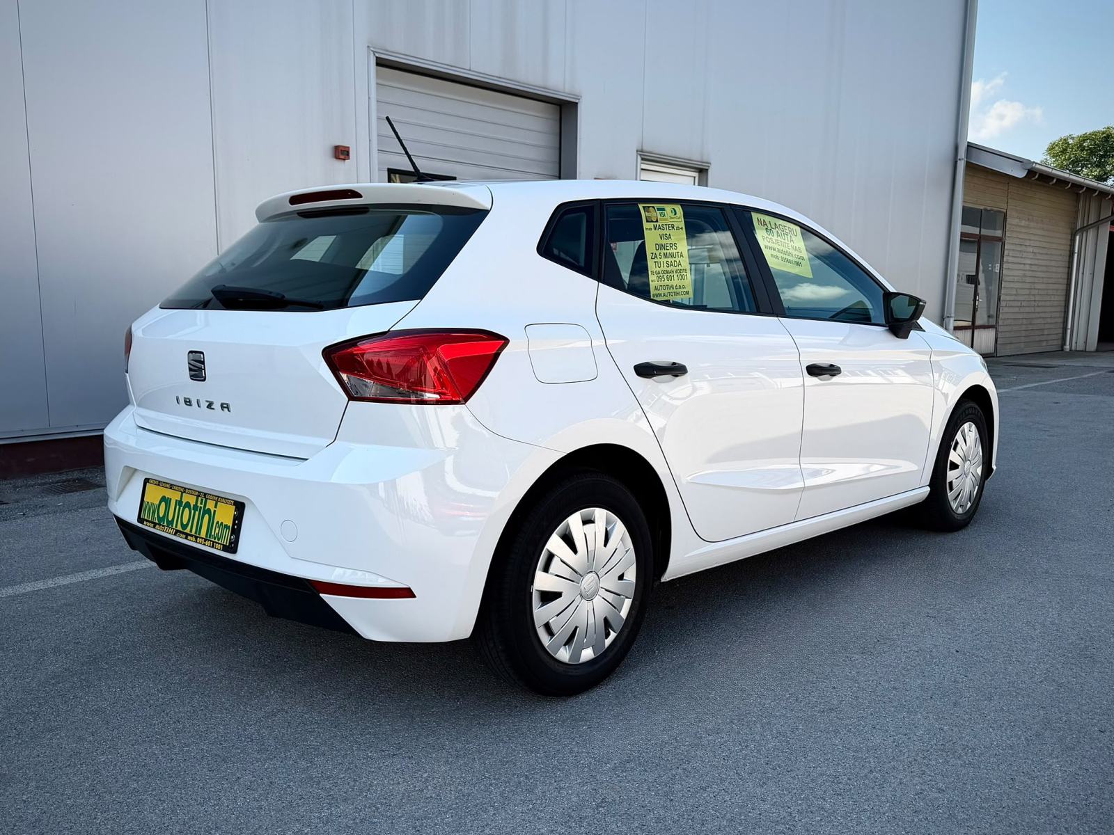 Seat Ibiza 1,6TDI 59kw 2018g KUPLJENA U RH, DODATNE 4 ZIMSKE GUME⭐⭐⭐⭐⭐, fotografija 6