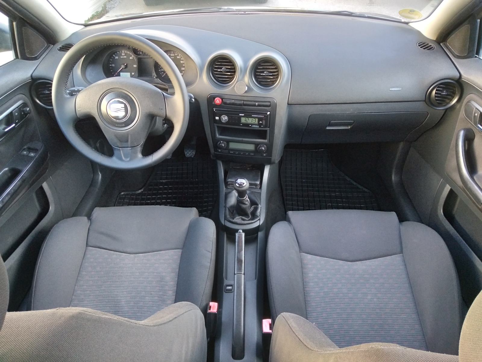 SEAT IBIZA FR, 160KS, VELIKI SERVIS I UREÐEN MOTOR I OVJES, fotografija 6