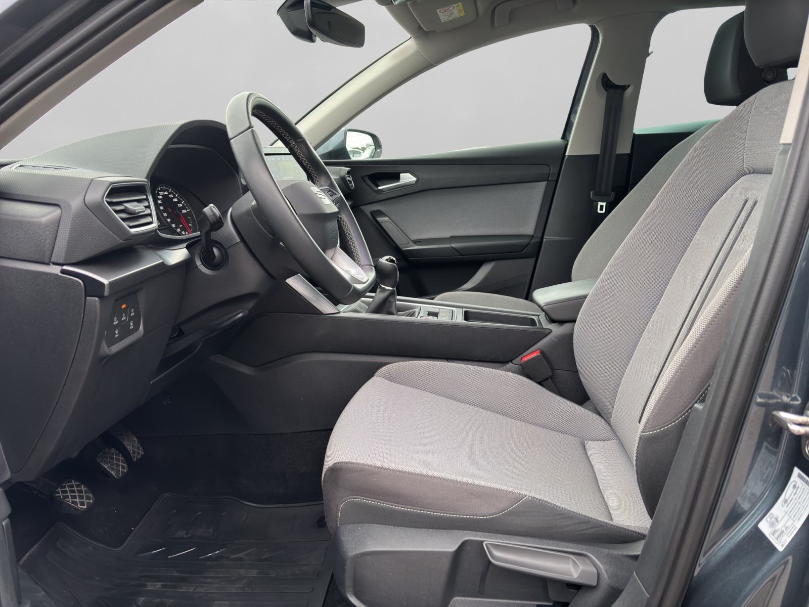 Seat LEON 1.0 EcoTSI Style, fotografija 9