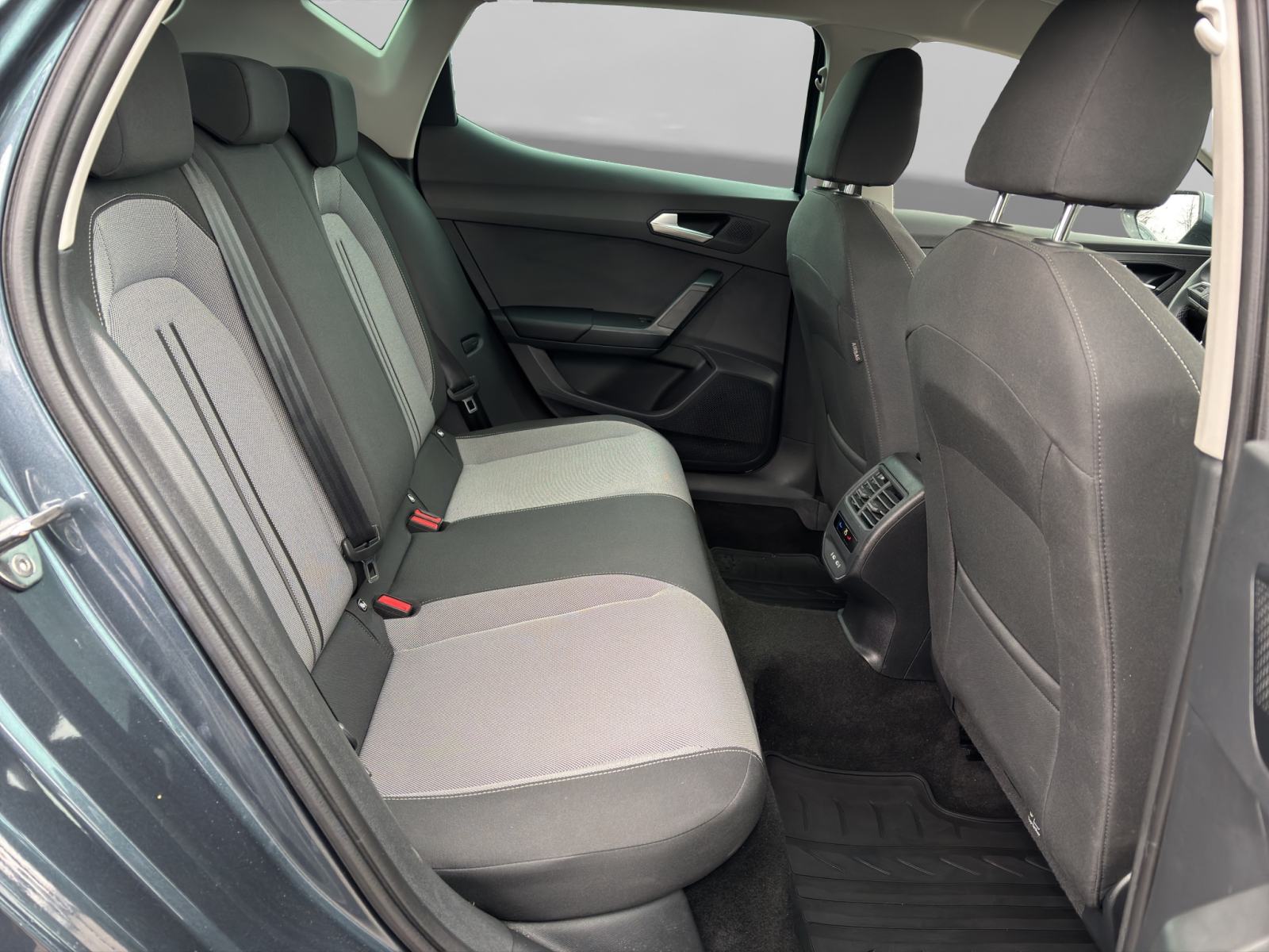 Seat LEON 1.0 EcoTSI Style, fotografija 16
