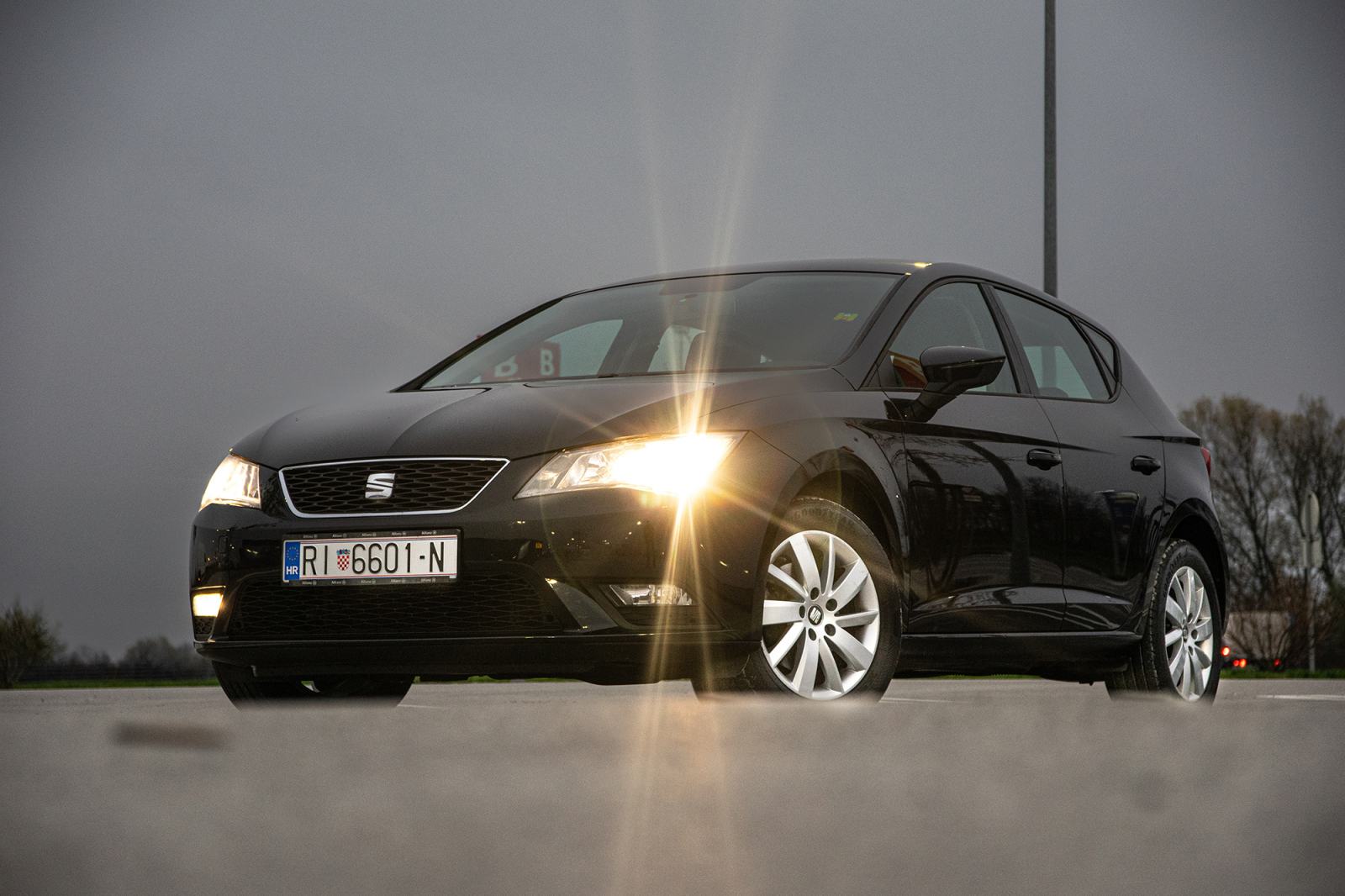 Seat Leon 1.5 Tsi 130 Ps Probleme Seat Leon 1,2 TSI+, 2014 god.