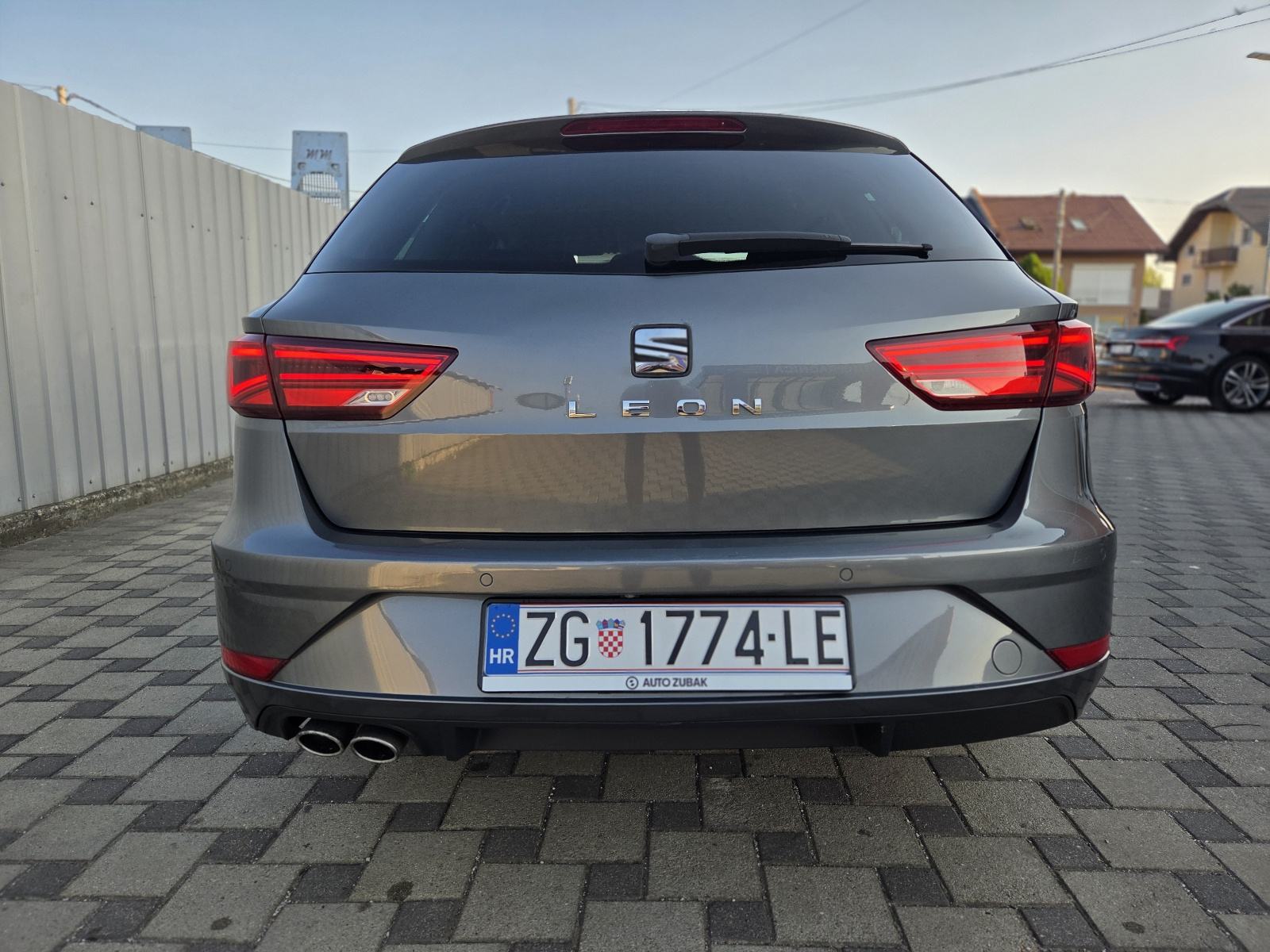 Seat Leon 1,4 TSI, SERVISNA, REG.07/27. EXCELENCE, ODLIČAN., fotografija 8