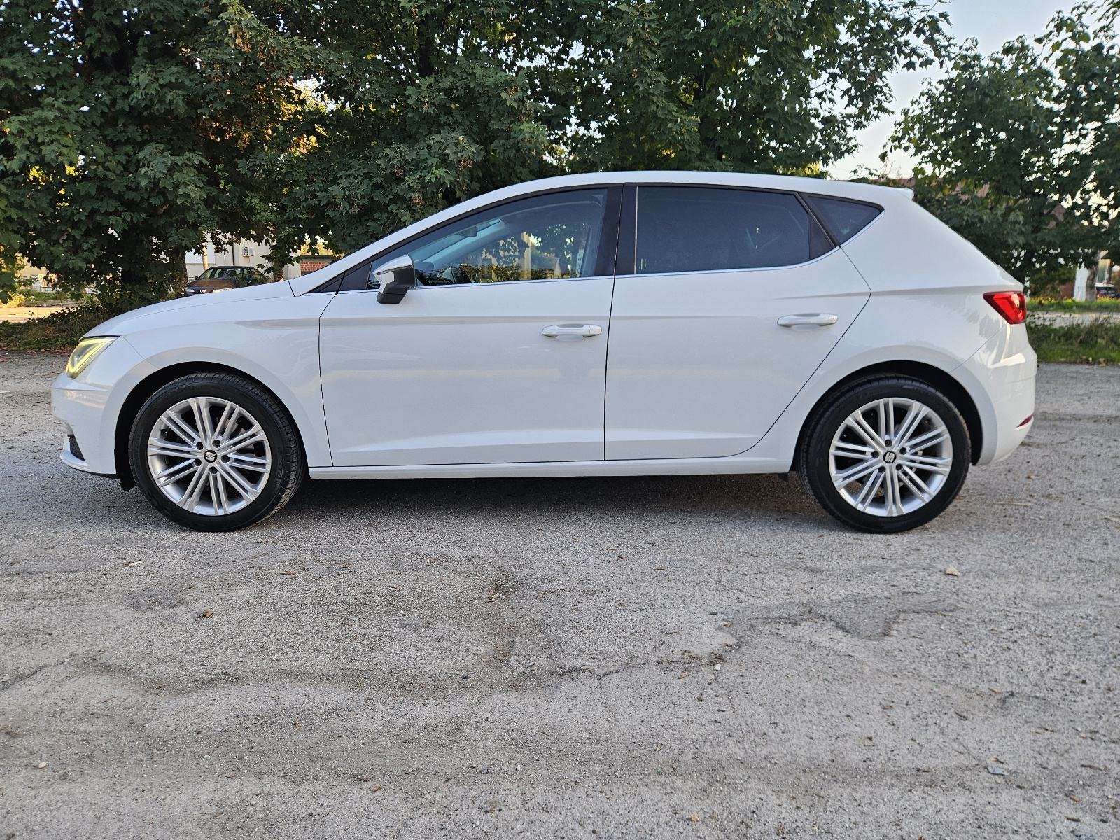 Seat Leon 1,4 TSI virtual, fotografija 4
