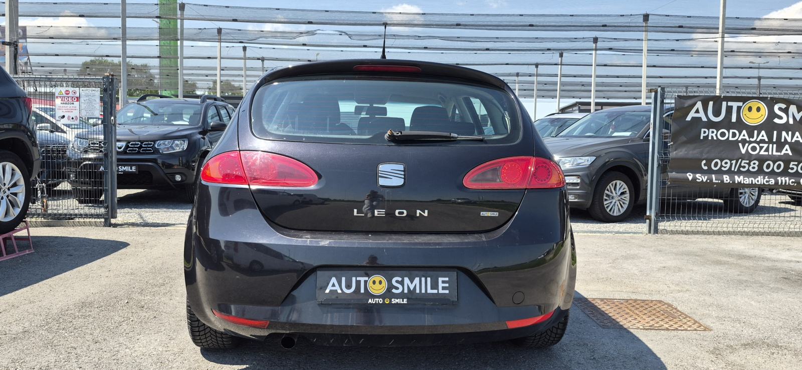 Seat Leon 1,6B, HR AUTO, CENTRALNO, MAGLENKE, ALU FELGE, REG.08/26..., fotografija 6