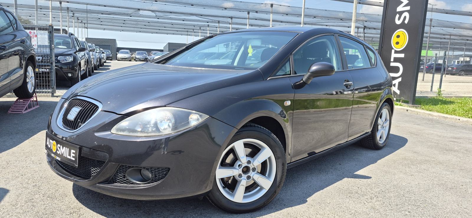 Seat Leon 1,6B, HR AUTO, CENTRALNO, MAGLENKE, ALU FELGE, REG.08/26..., fotografija 1