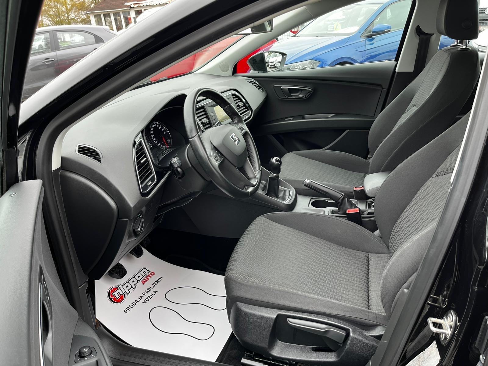 Seat Leon 1,6 TDI KLIMA - TEMPOMAT - AUTOKREDIT, fotografija 10