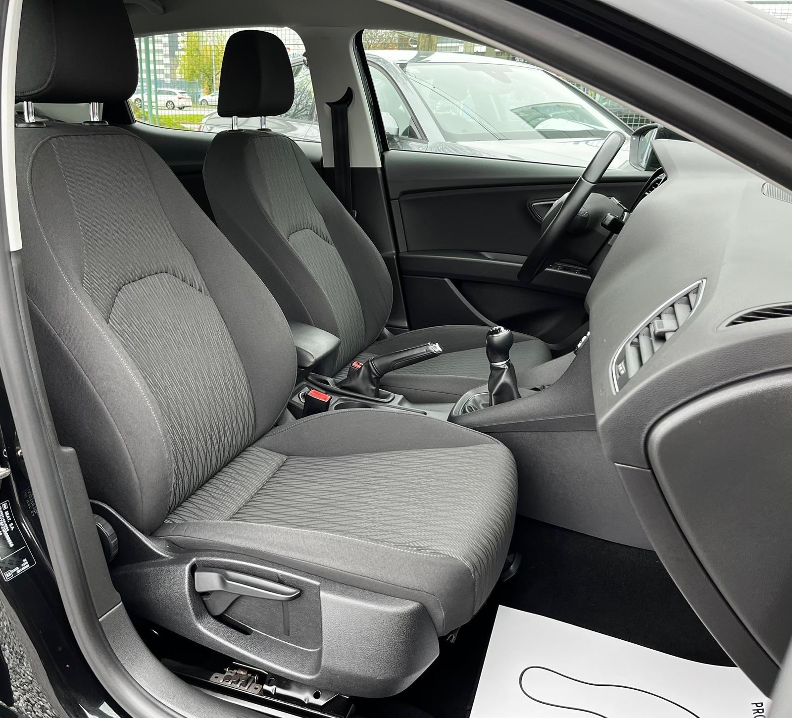 Seat Leon 1,6 TDI KLIMA - TEMPOMAT - AUTOKREDIT, fotografija 19