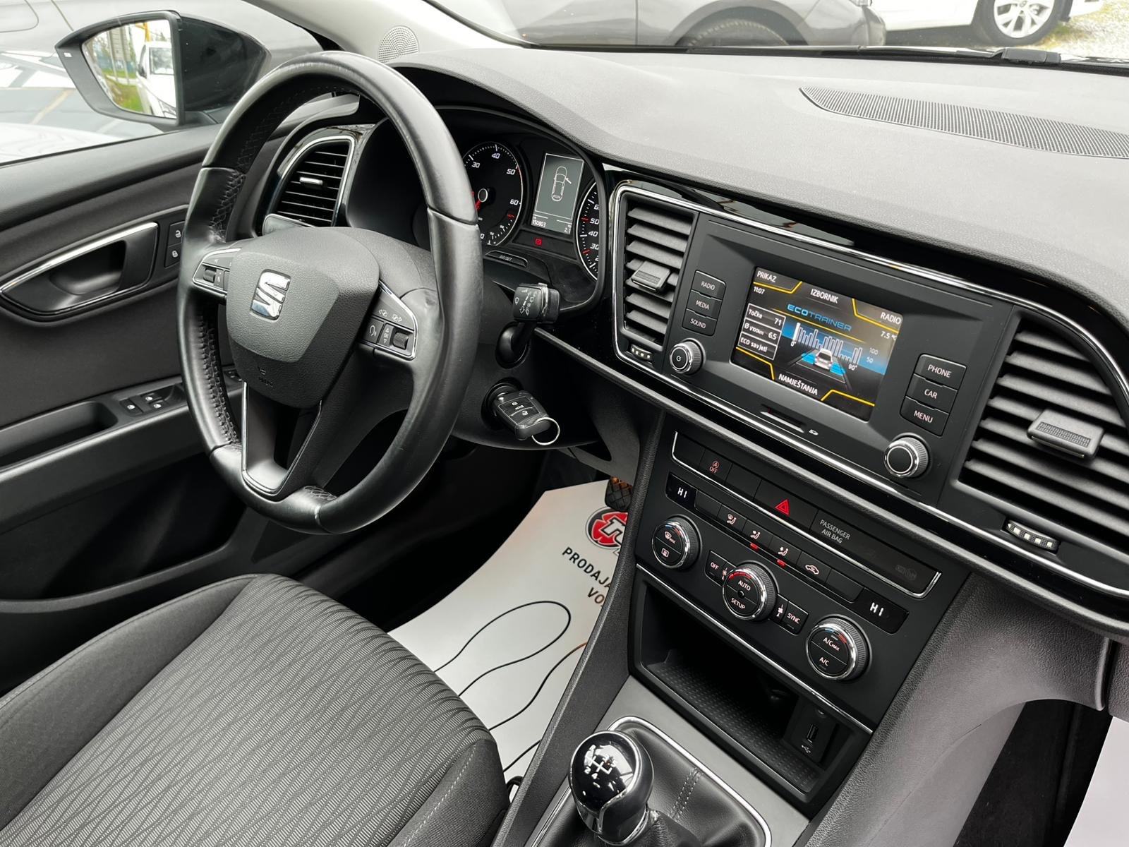 Seat Leon 1,6 TDI KLIMA - TEMPOMAT - AUTOKREDIT, fotografija 16