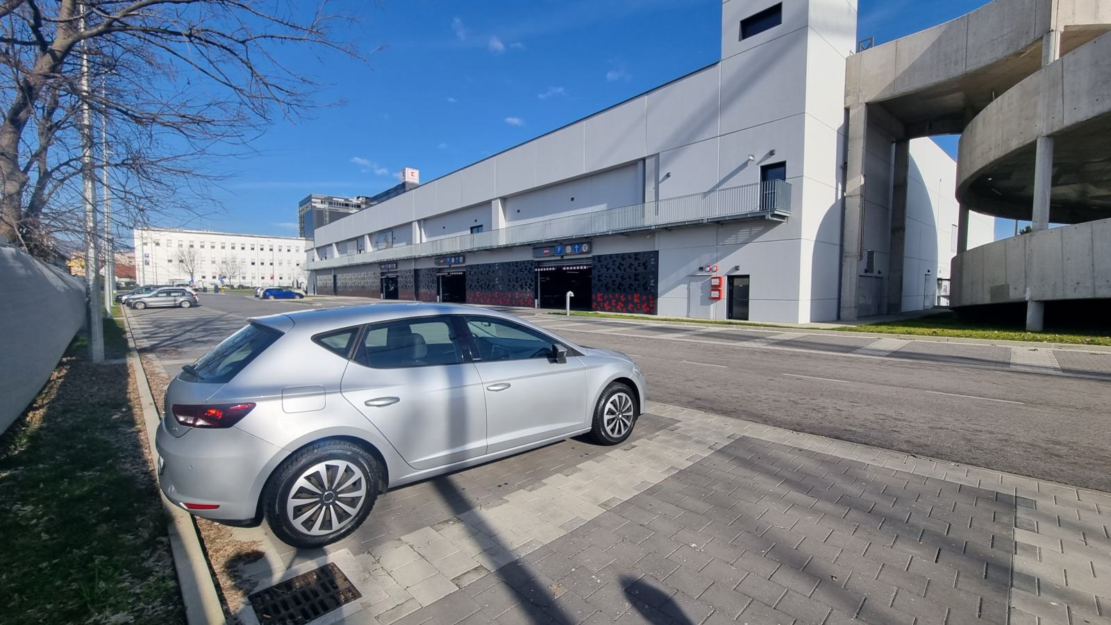 SEAT Leon 1.6 TDI CR Style, fotografija 6