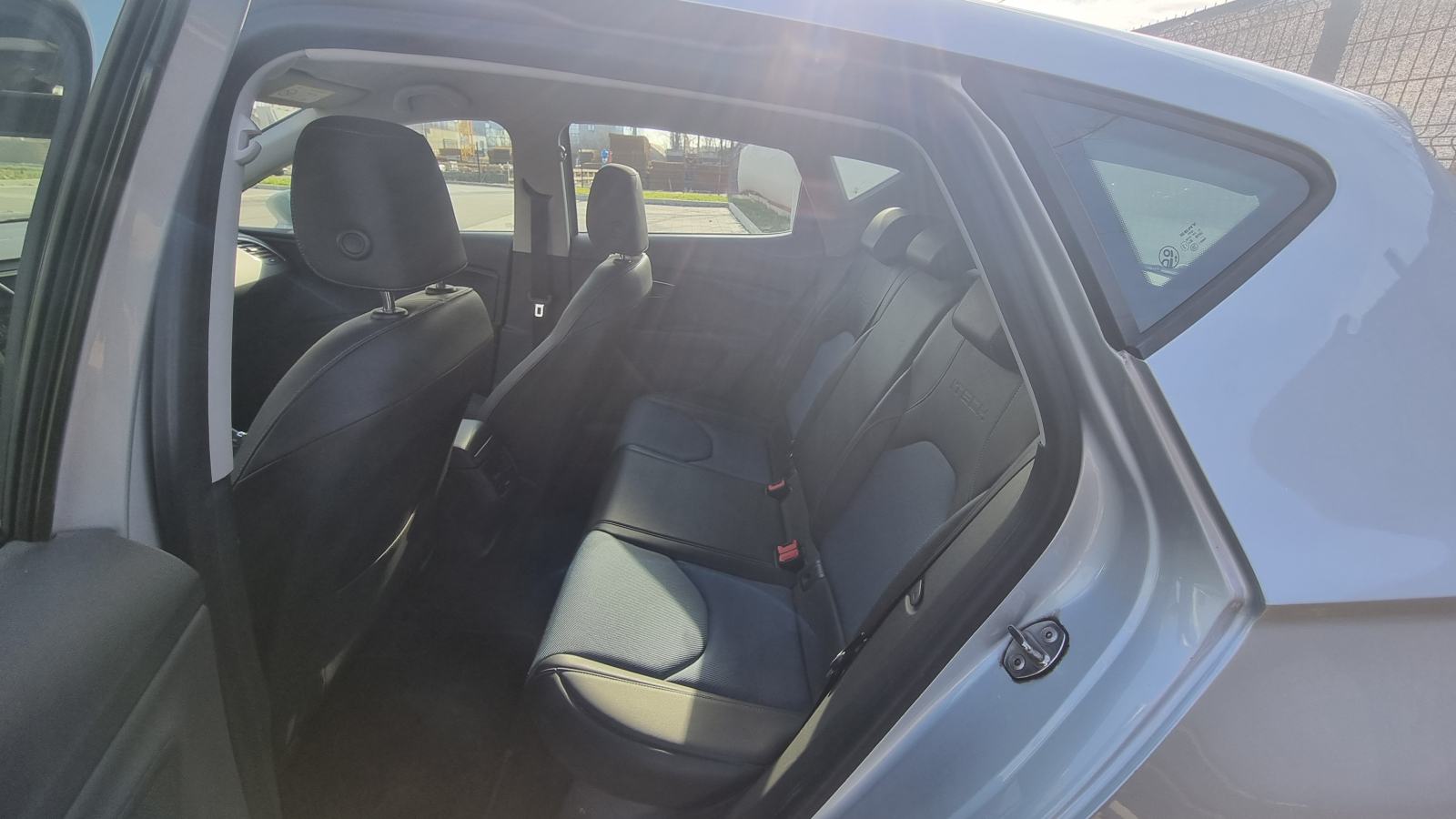 SEAT Leon 1.6 TDI CR Style, fotografija 14