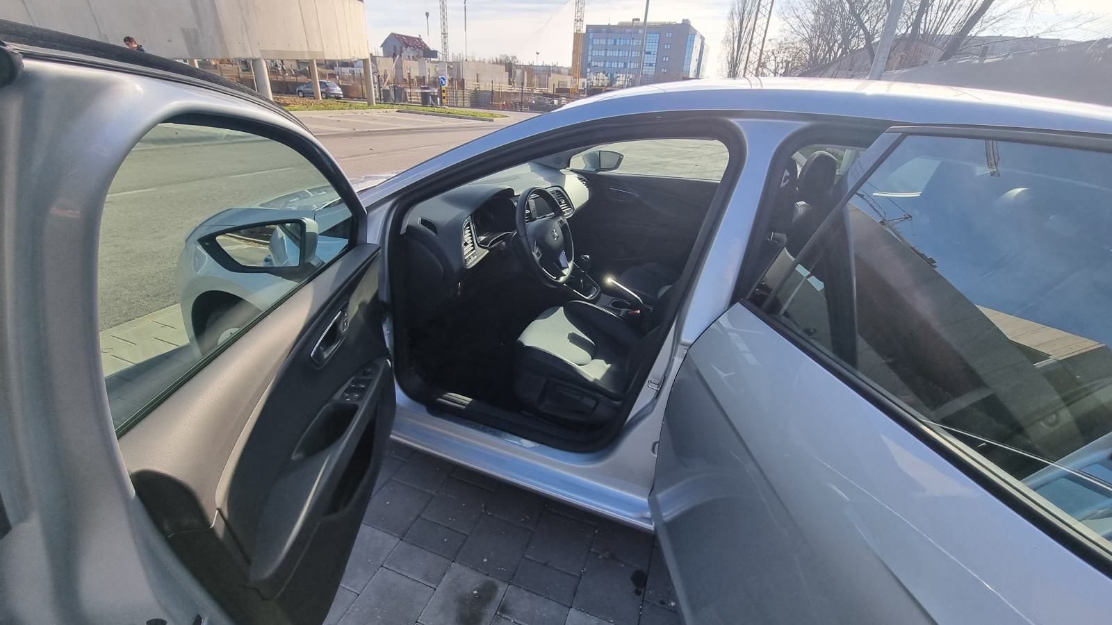 SEAT Leon 1.6 TDI CR Style, fotografija 15