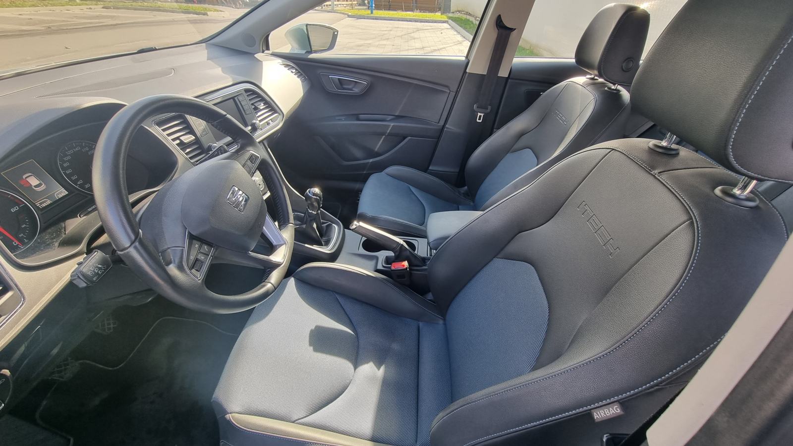 SEAT Leon 1.6 TDI CR Style, fotografija 17