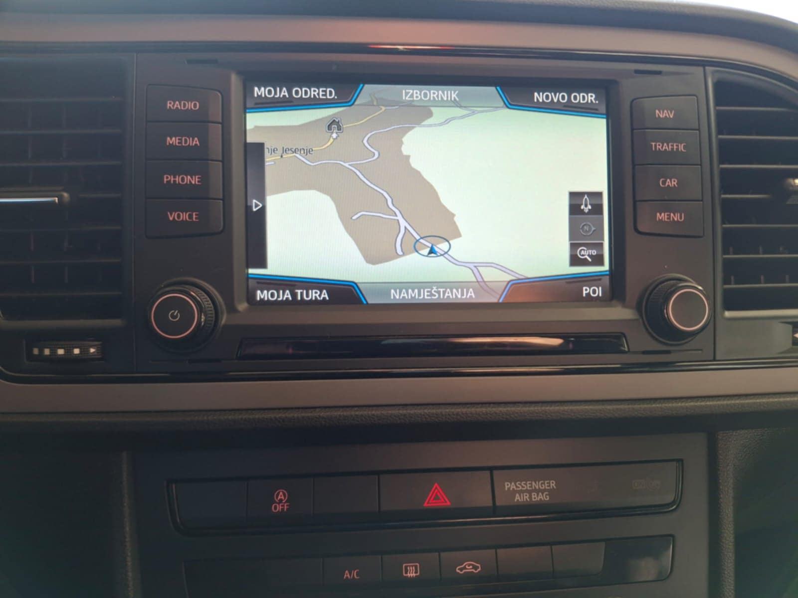 Seat Leon 1,6 TDI 2015, reg 6/27, park senzori, tempomat, start stop, fotografija 8