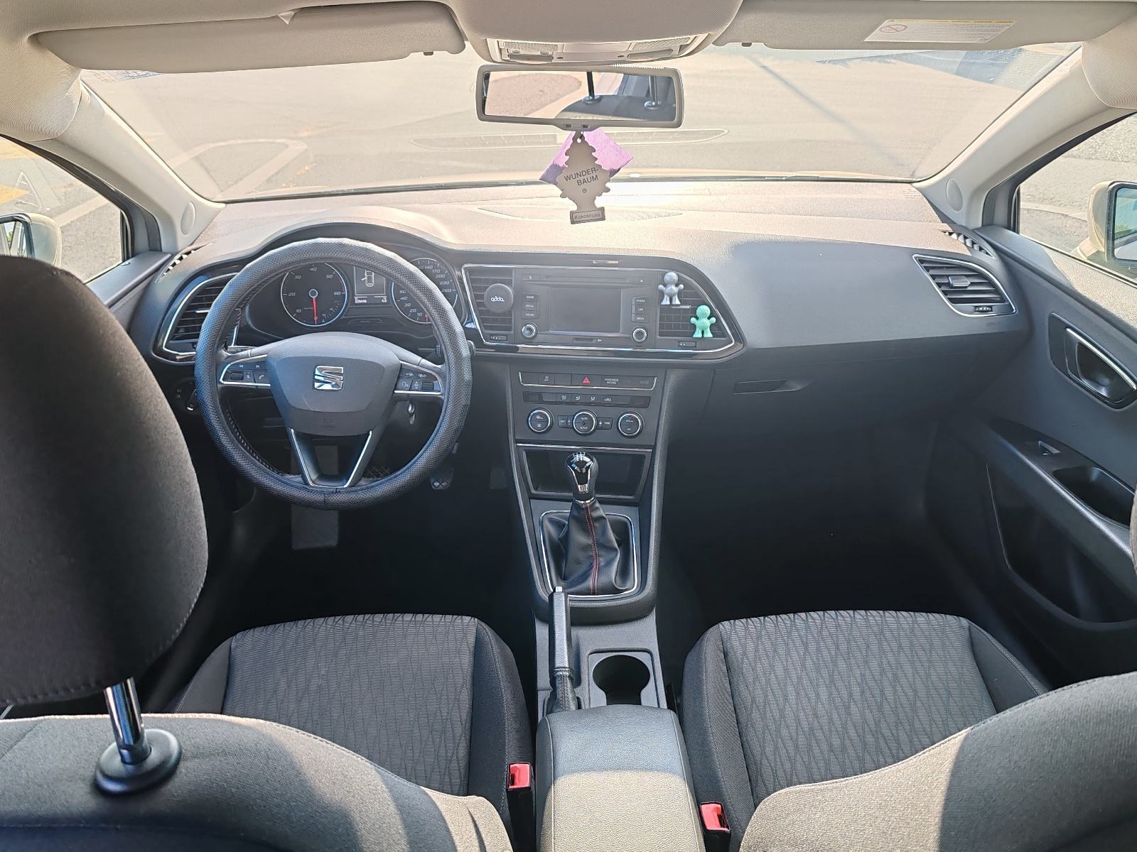 HITNO! SEAT LEON ST 1.6 TDI – HR AUTO, REGISTRIRAN DO 10/2026!, fotografija 8