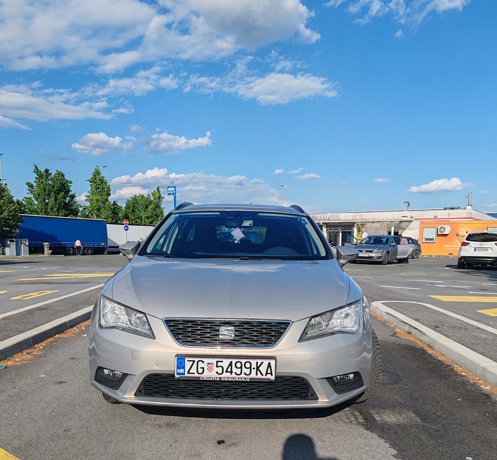 HITNO! SEAT LEON ST 1.6 TDI – HR AUTO, REGISTRIRAN DO 10/2026!, fotografija 7