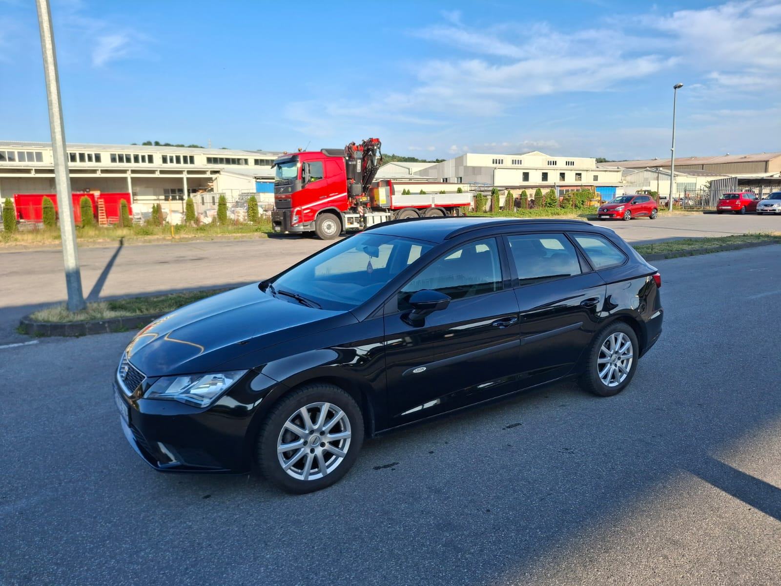 Seat Leon 1,6 TDI 2015, reg 6/27, park senzori, tempomat, start stop, fotografija 3