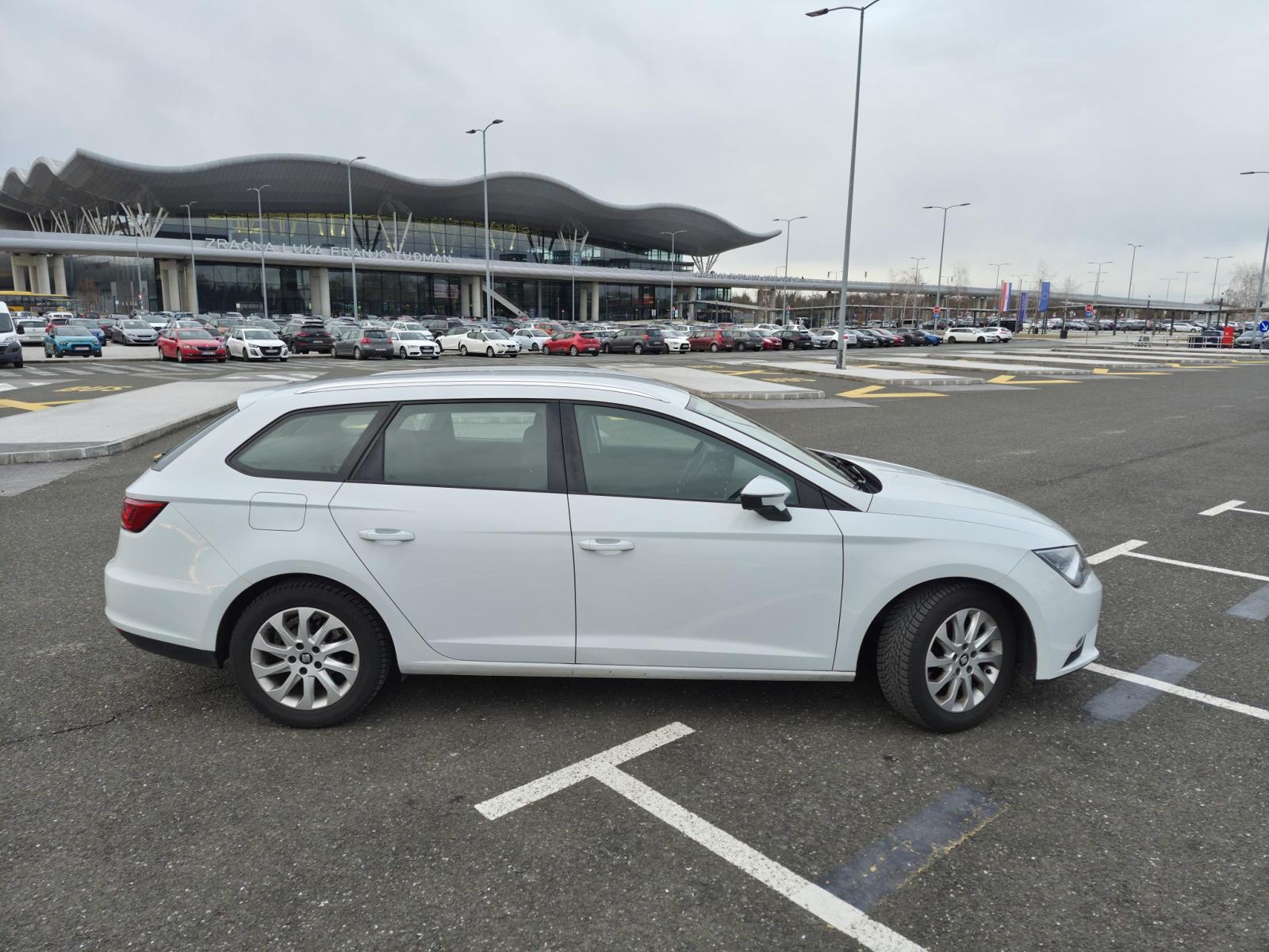 Seat Leon ST 1,6 TDI, fotografija 5