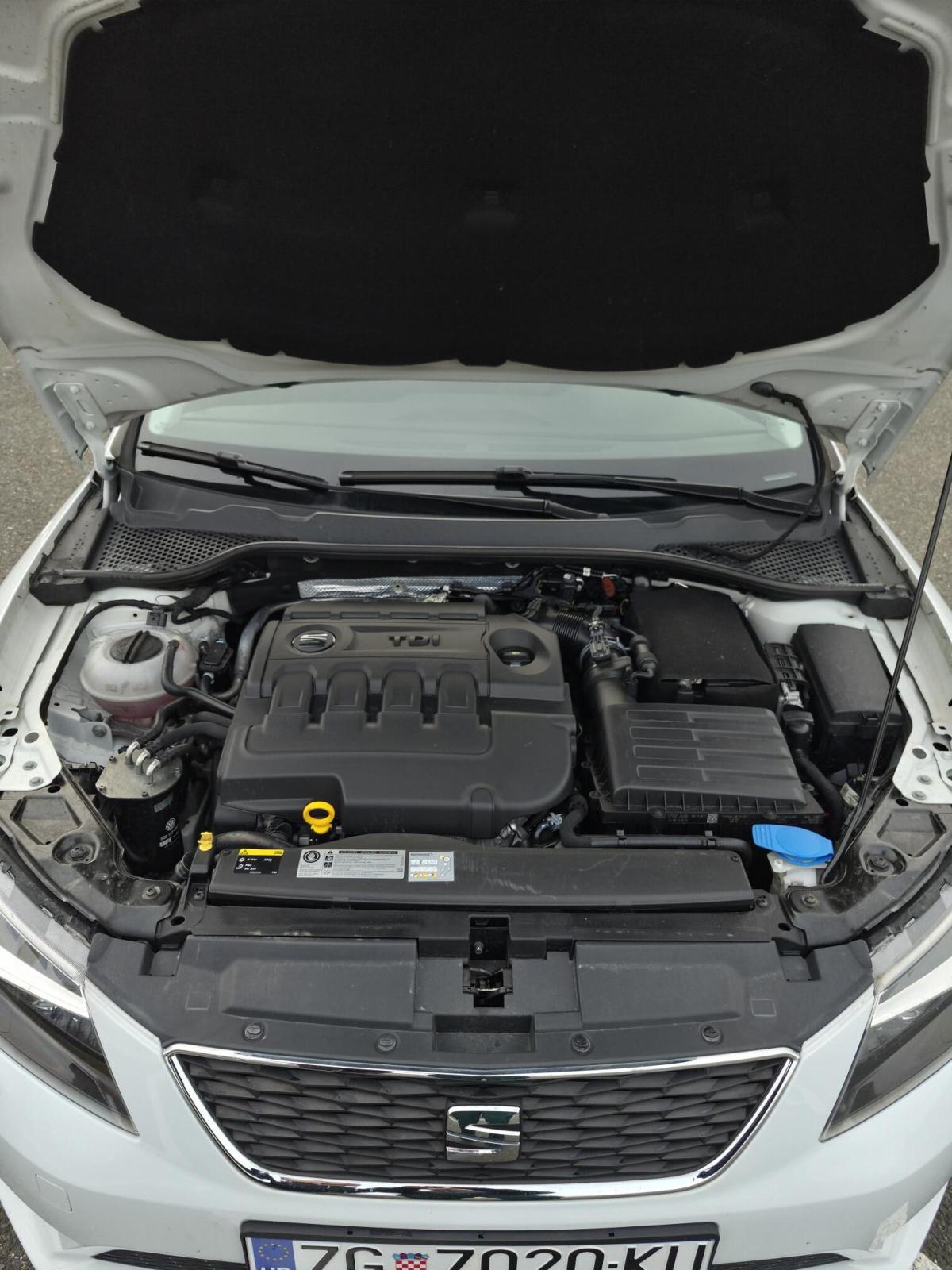 Seat Leon ST 1,6 TDI, fotografija 9
