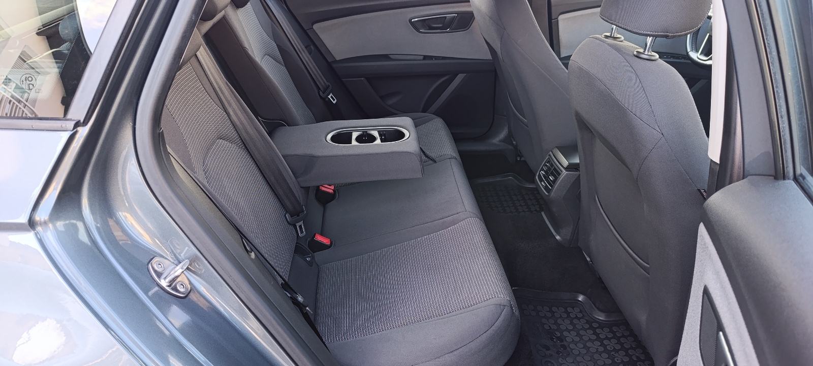 Seat Leon 1,6 TDI 115KS DSG ✅JAMSTVO 12 mj✅, fotografija 16