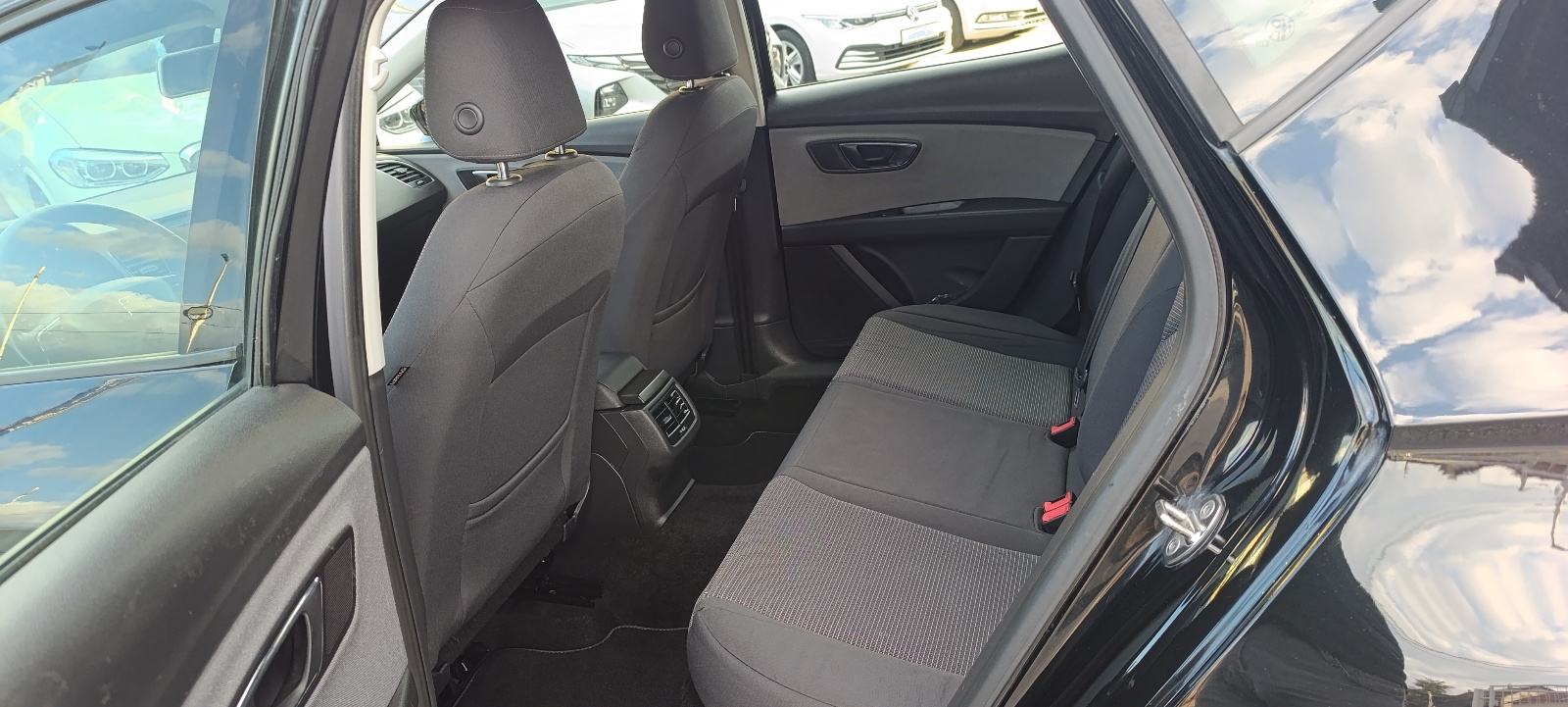 Seat Leon 1,6 TDI 115KS NIJE UVOZ✅, fotografija 17