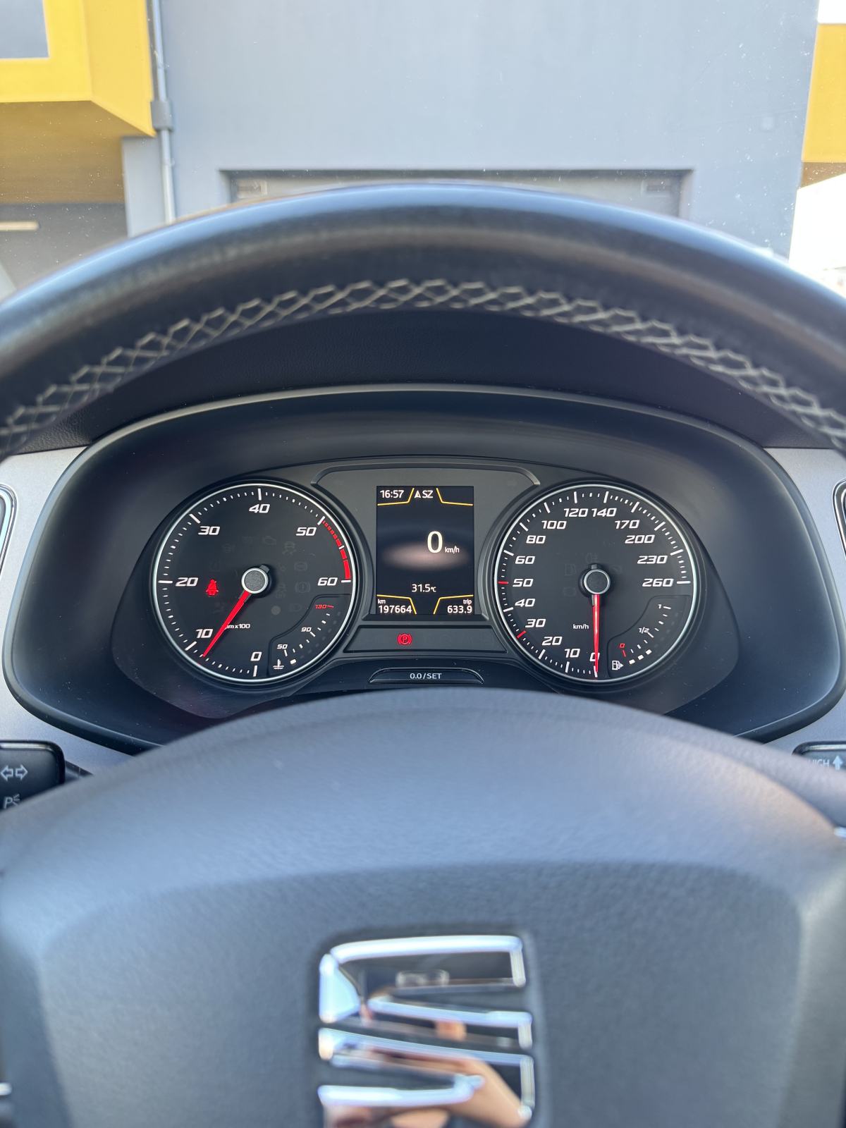 Seat Leon 1,6 TDI, fotografija 4