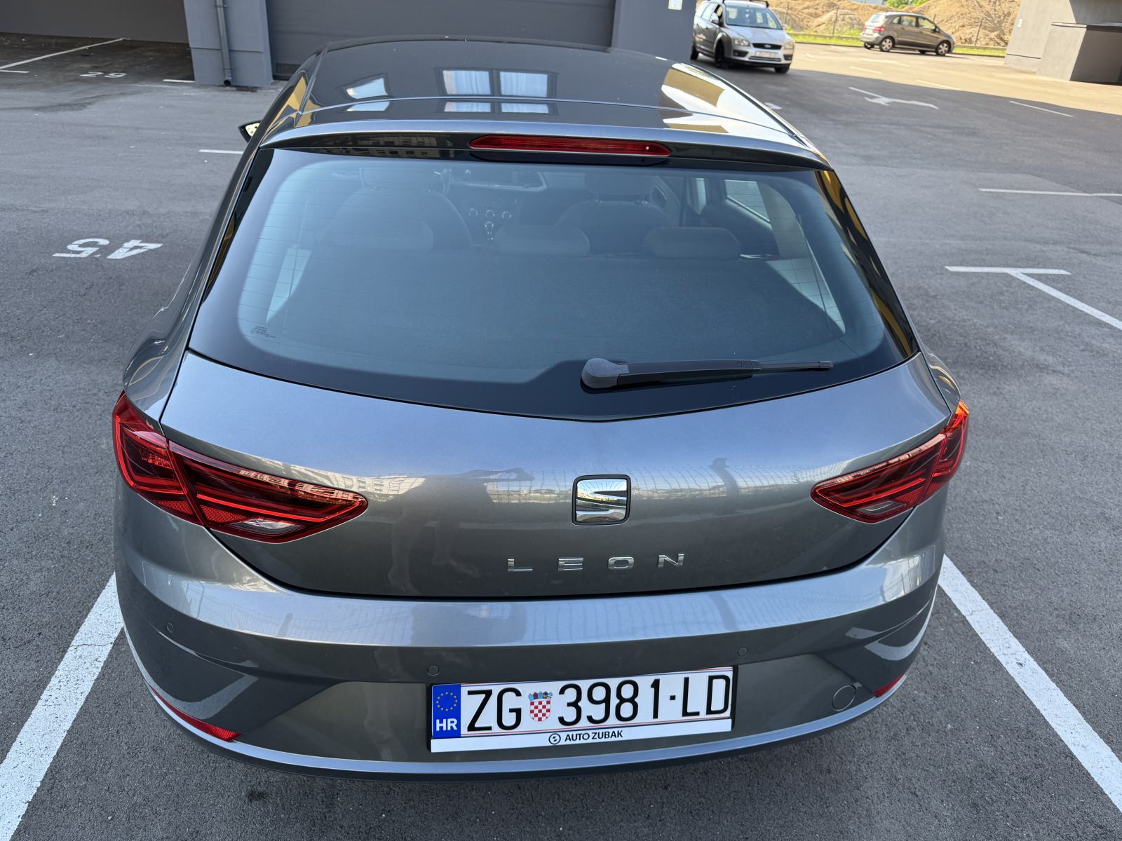Seat Leon 1,6 TDI, fotografija 3